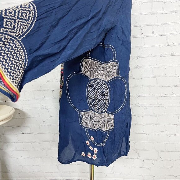 Johnny Was Peyton Blouse Women’s S Colorful Embroidered Blue Rayon Boho V-neck - Picture 6 of 10